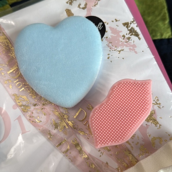 Christian Dior Mothers Day Box New - Picture 4 of 10